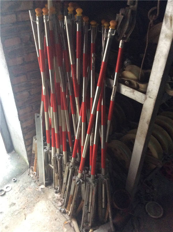 壓模液壓機(jī)配套